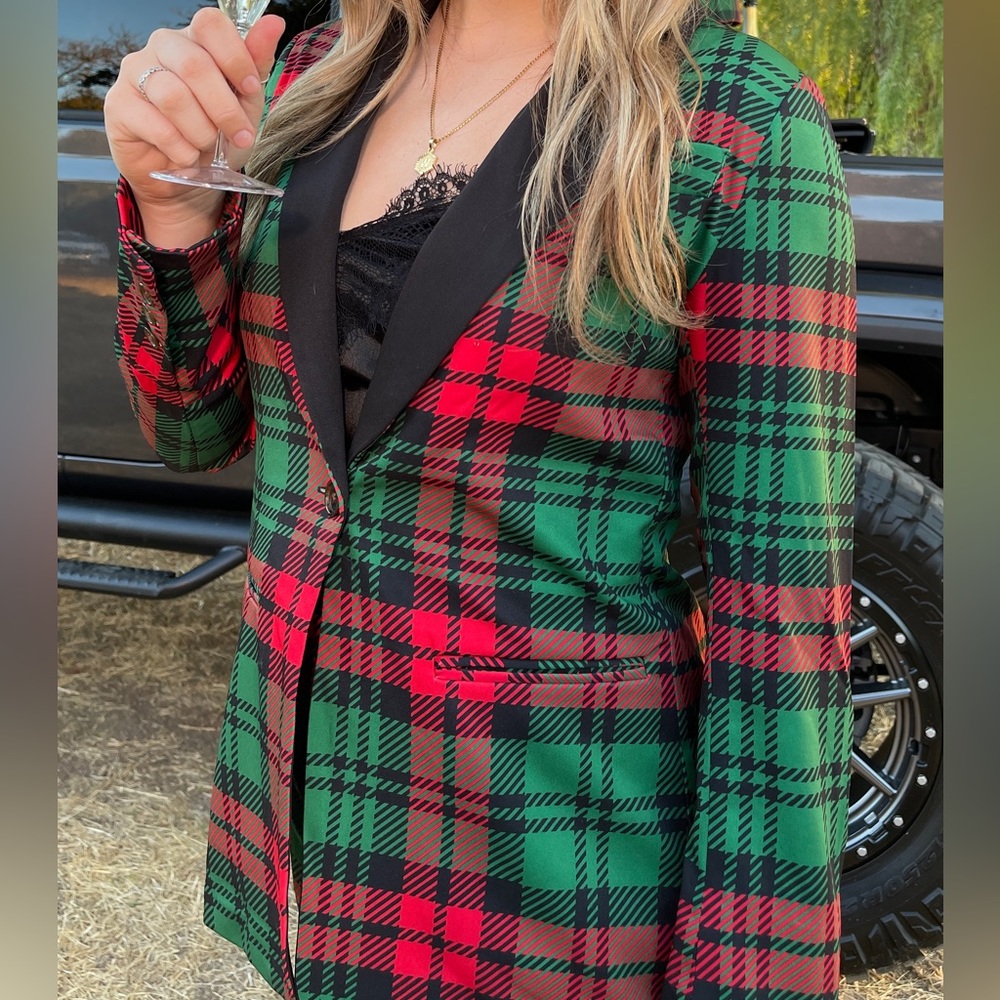 Shinesty Lincoln Log Love Lady
Women's Green Plaid Christmas Jacket Size 6 NWT